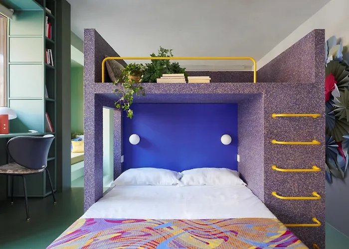 Easylife - Colorato Studio Con Terrazzo