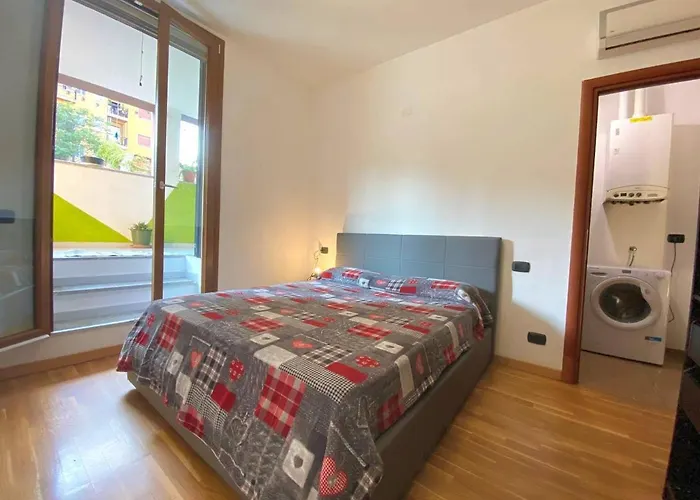 Conte Rosso House