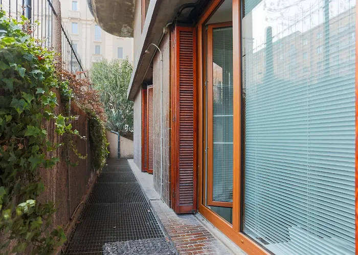 The Best Rent - One-Bedroom Apartment Near Crocetta