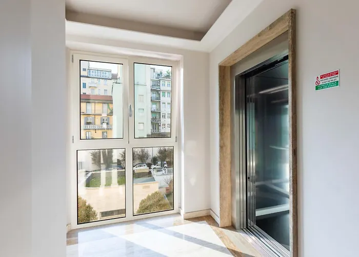 Luxury Apartment - Free Private - Parking Maestri Campionesi 16