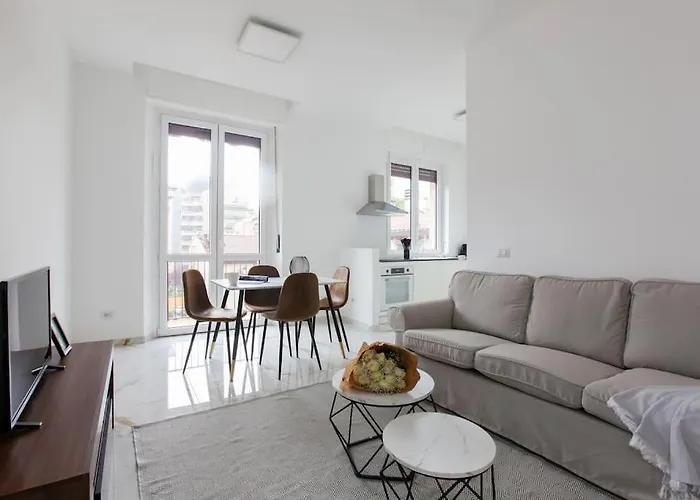 Hacca Collection - Bocconi, Porta Romana 2Br