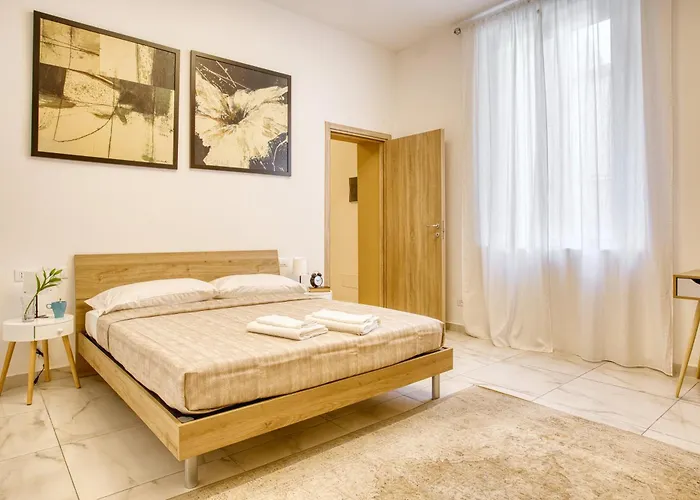 Sarpi56; New 2 Bd Apartment In Sempione District