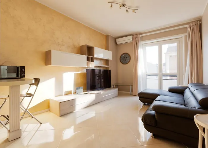 Niguarda Bright Apartment W/ Balcony