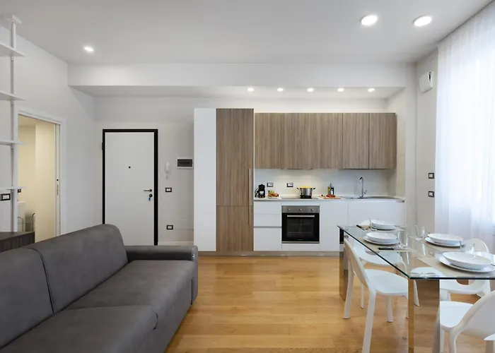 Navigli - Uni Bocconi Elegant Suite, Wi-Fi, Tram