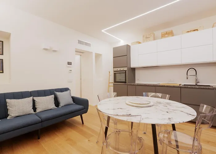 Chic & Modern Flat Just 450 Mt From Centrale Fs