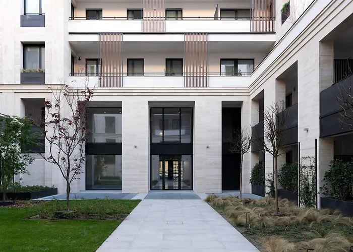 Santa Tecla Living Washington Building