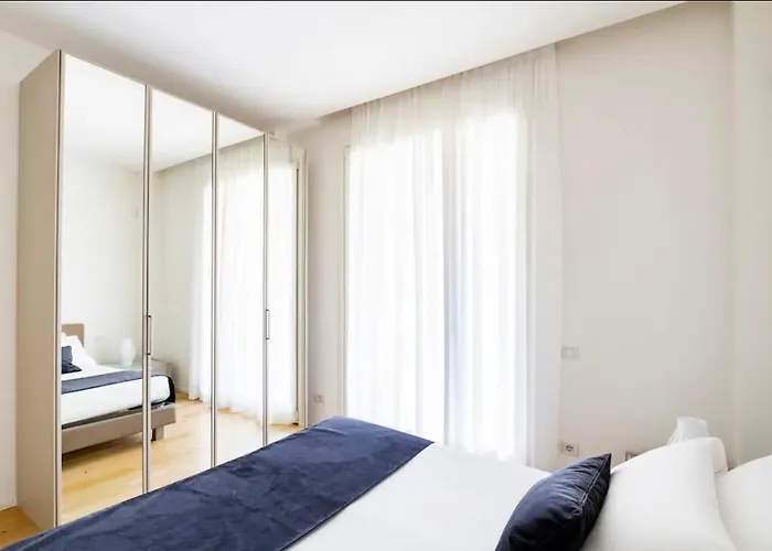 Luxury Apartment Milan Central