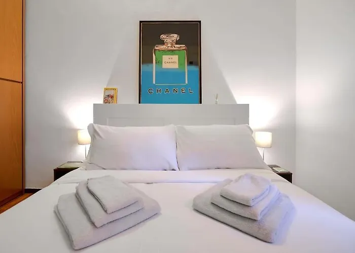 Isola Suite-Hosted By Sweetstay