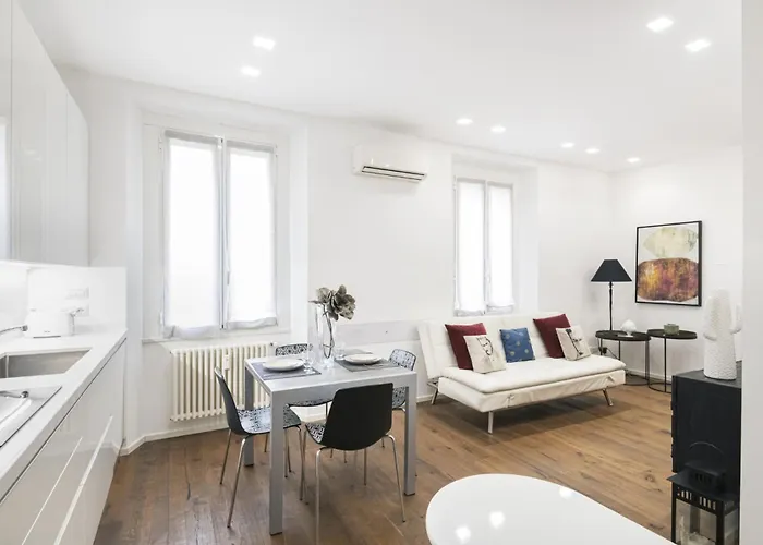 Easylife - Moderno E Chic Con Led Atmosferici