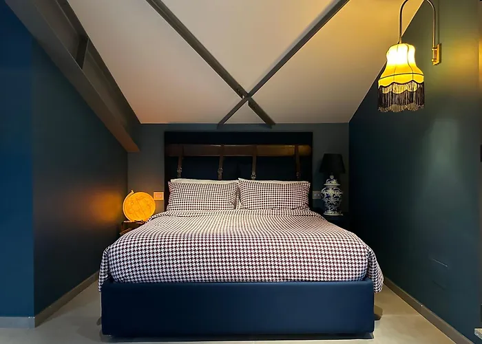 Ms Luxury Apartment