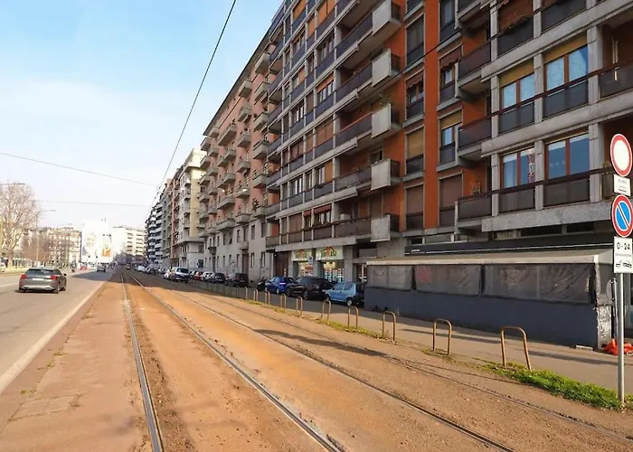 Ampio Bilocale City Life - Mirable Pm