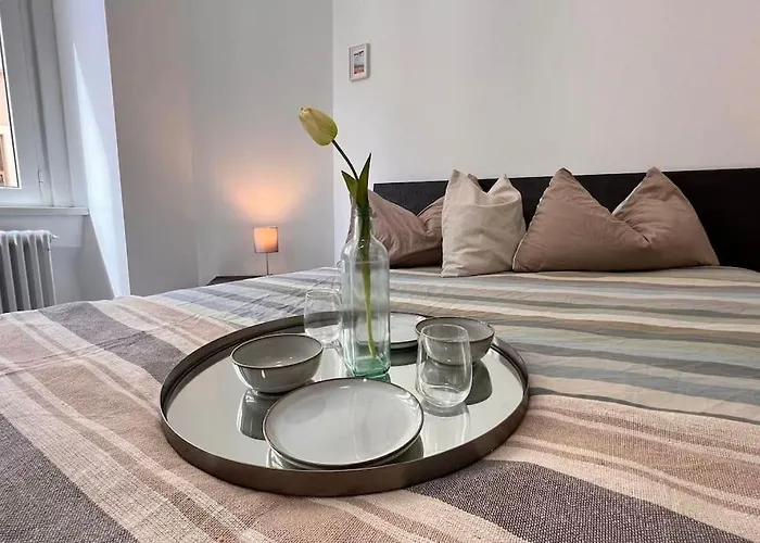 Urban House - Modern Flat Navigli Milan Center
