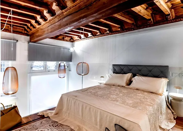 Dream Suites Milano Duomo