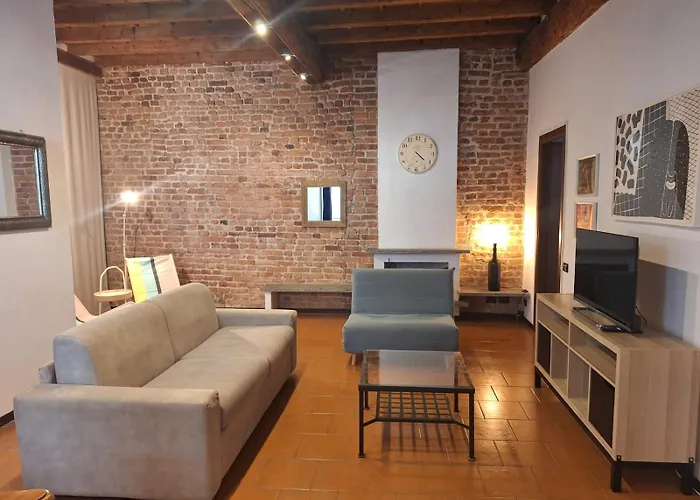 Navigli Darsena Apartment