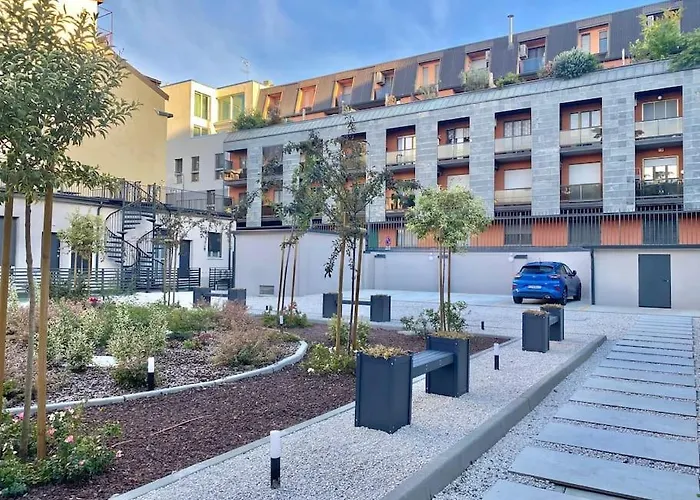 Trendy Apartment A Milano