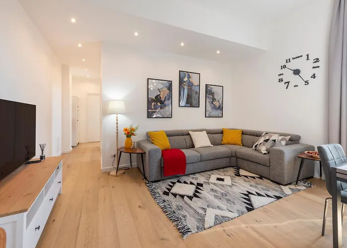 Milan Central Luxury Apartment