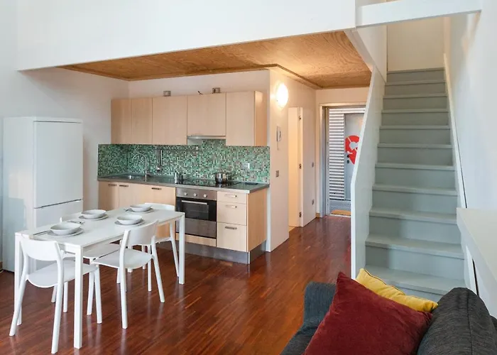 White And Brown Exclusive Loft With Terrace - Free Parking - M2 Station