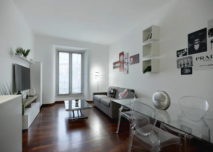 Cadorna Cityview Flat - Strategic Position In The Middle Of The Square