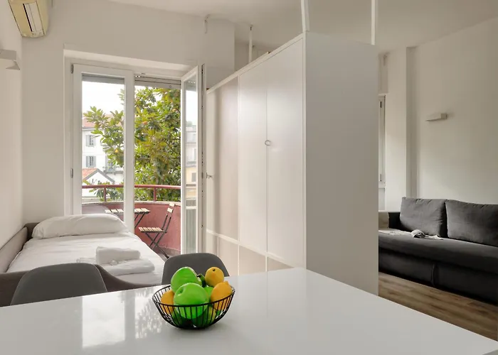 Joivy Cosy Studio With Balcony Near The City Centre