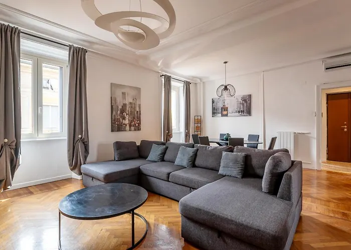 Exclusive 3 Bedrooms Apartment In Brera