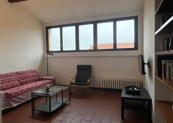 Apartment Very Close To The Central Area