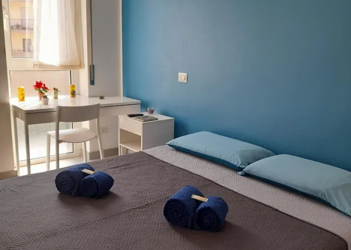 -L\' Oasi Del Turista, Room2- Central Station