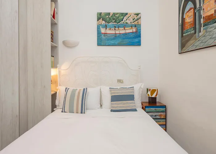 New Apartment In Downtown Close To Duomo