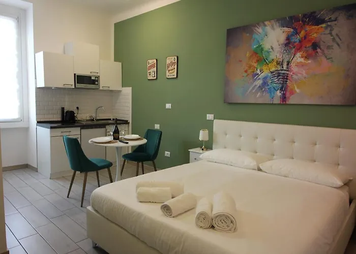 Veronica\'S House