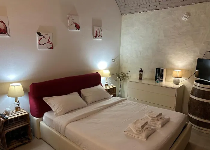 La Cantinetta di Milano - The Wine Cave in Milan