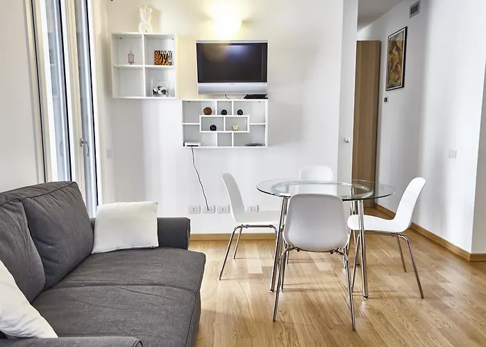 Central Station Milano Superior Apartment