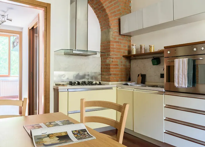 Home At Hotel Porta Romana - Carita Apt