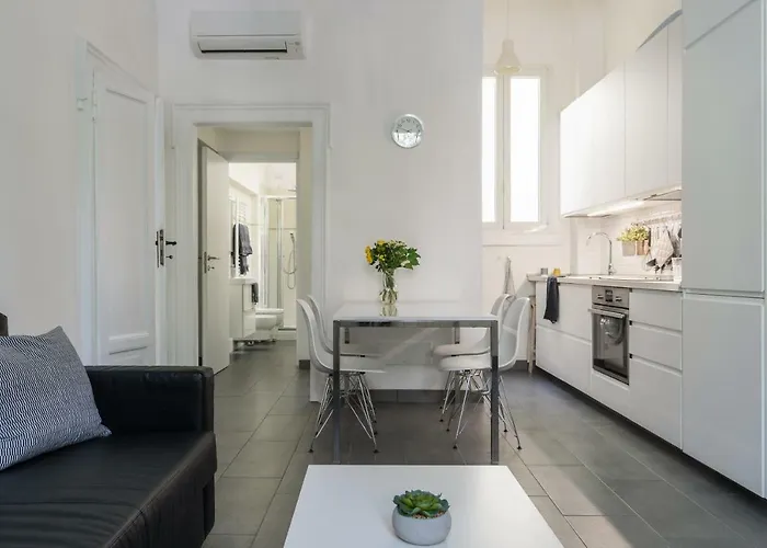 Bergognone Apartment