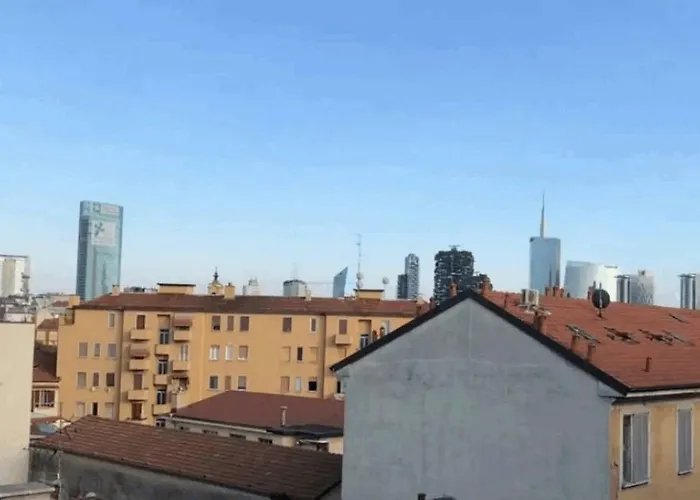 Isola View Renovated Apartment