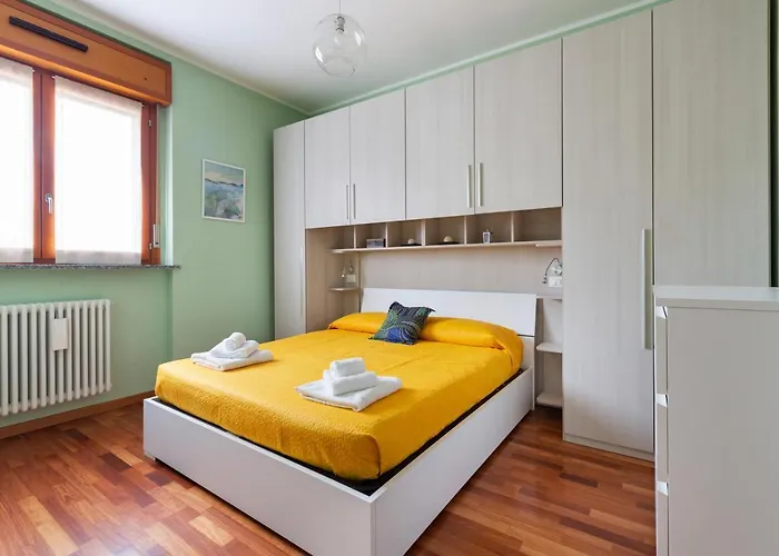 Savona District Terrace Flat