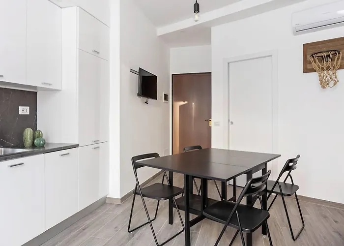 Modern&new flat in Duomo area