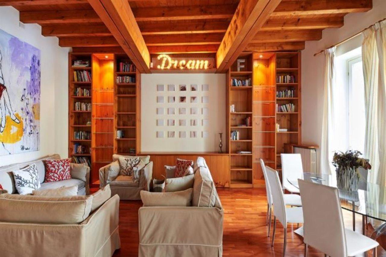 Brera Trilocale Apartment *