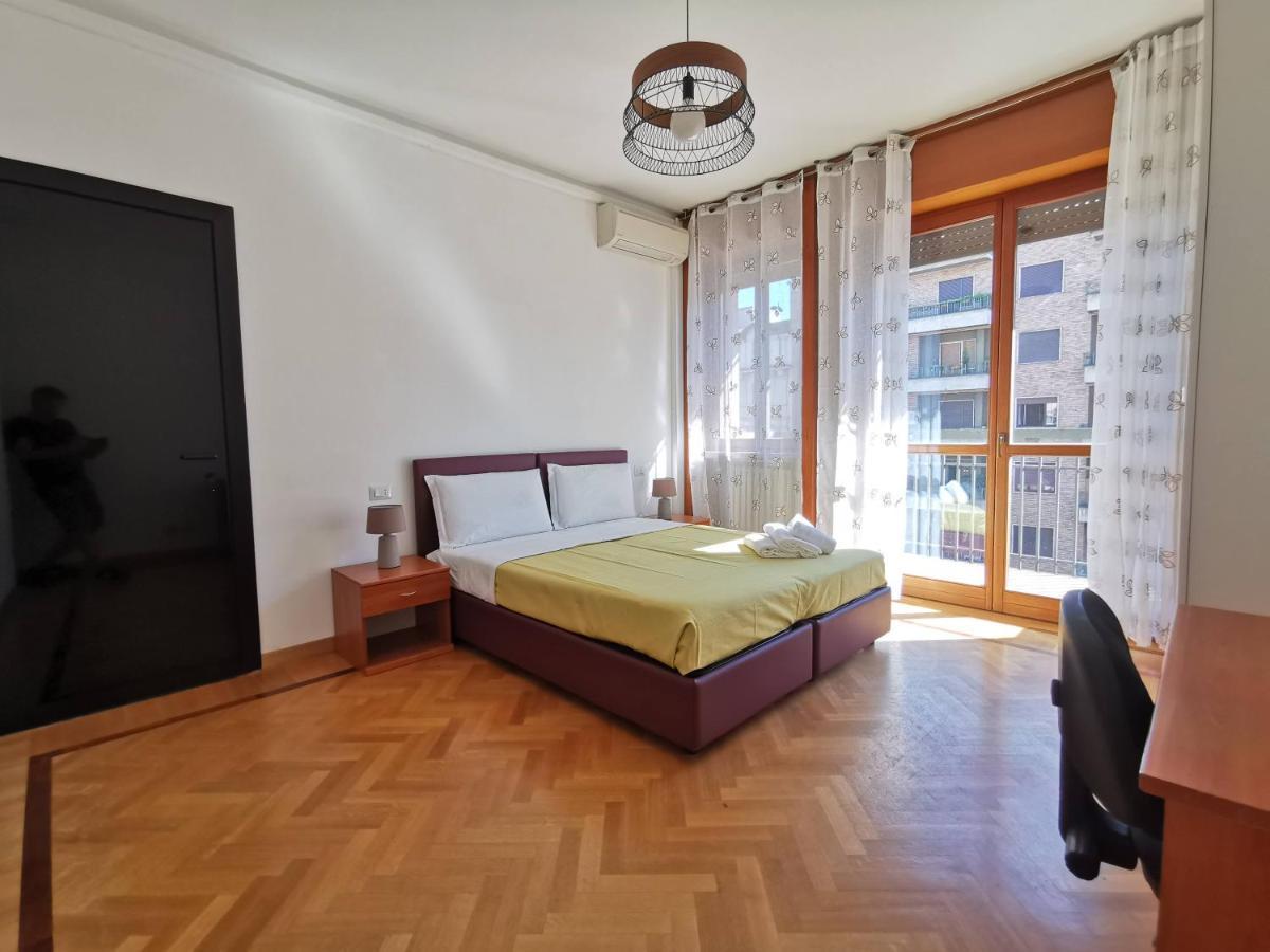 Pergolesi Apartment *