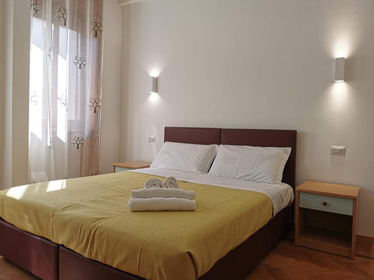 Pergolesi Apartment Milan
