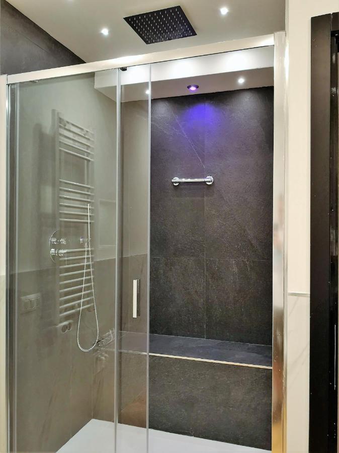 Apartment Pergolesi Milan