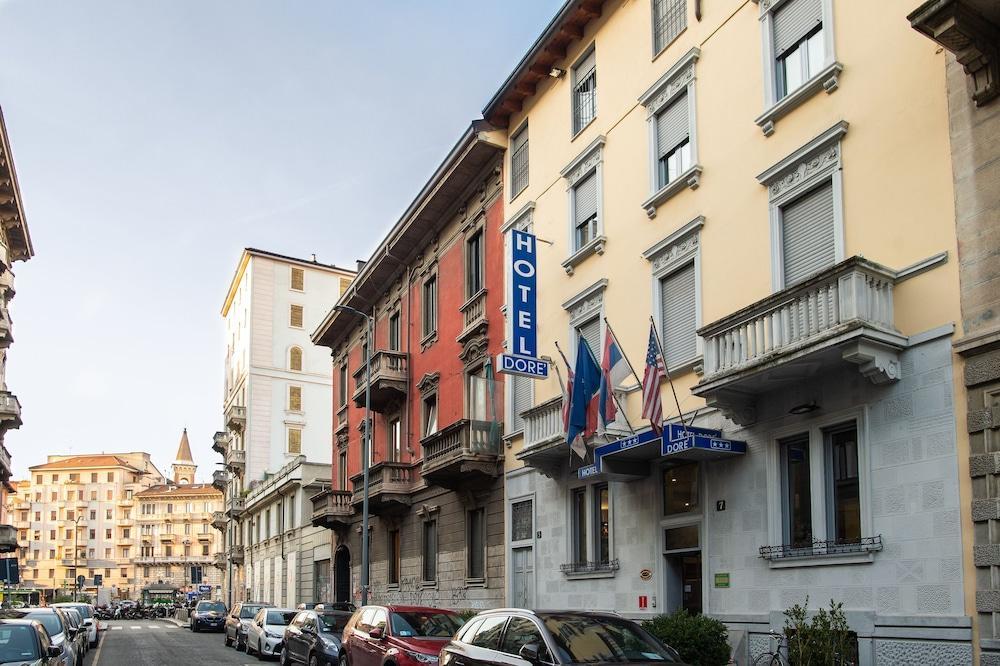Hotel Dore