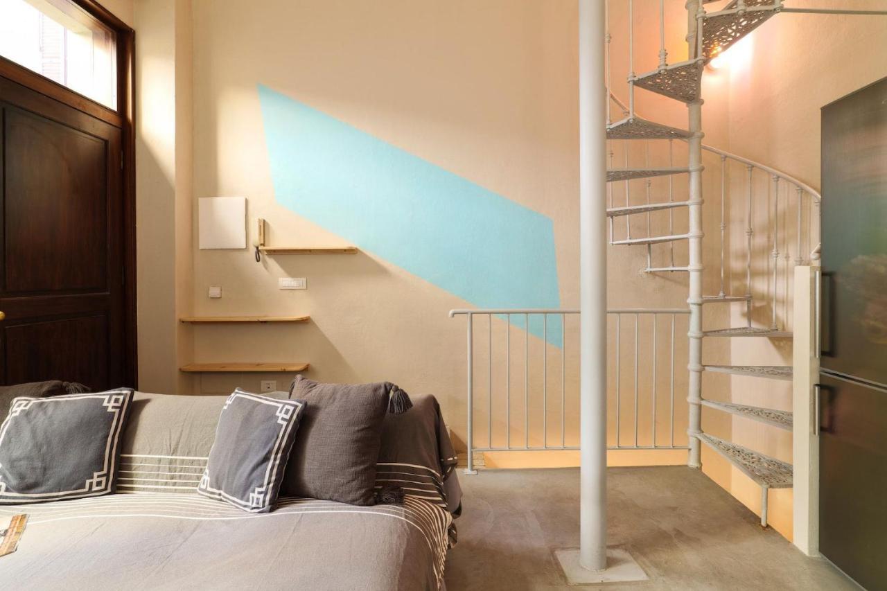 Contempora - Saffi 12 * Milano