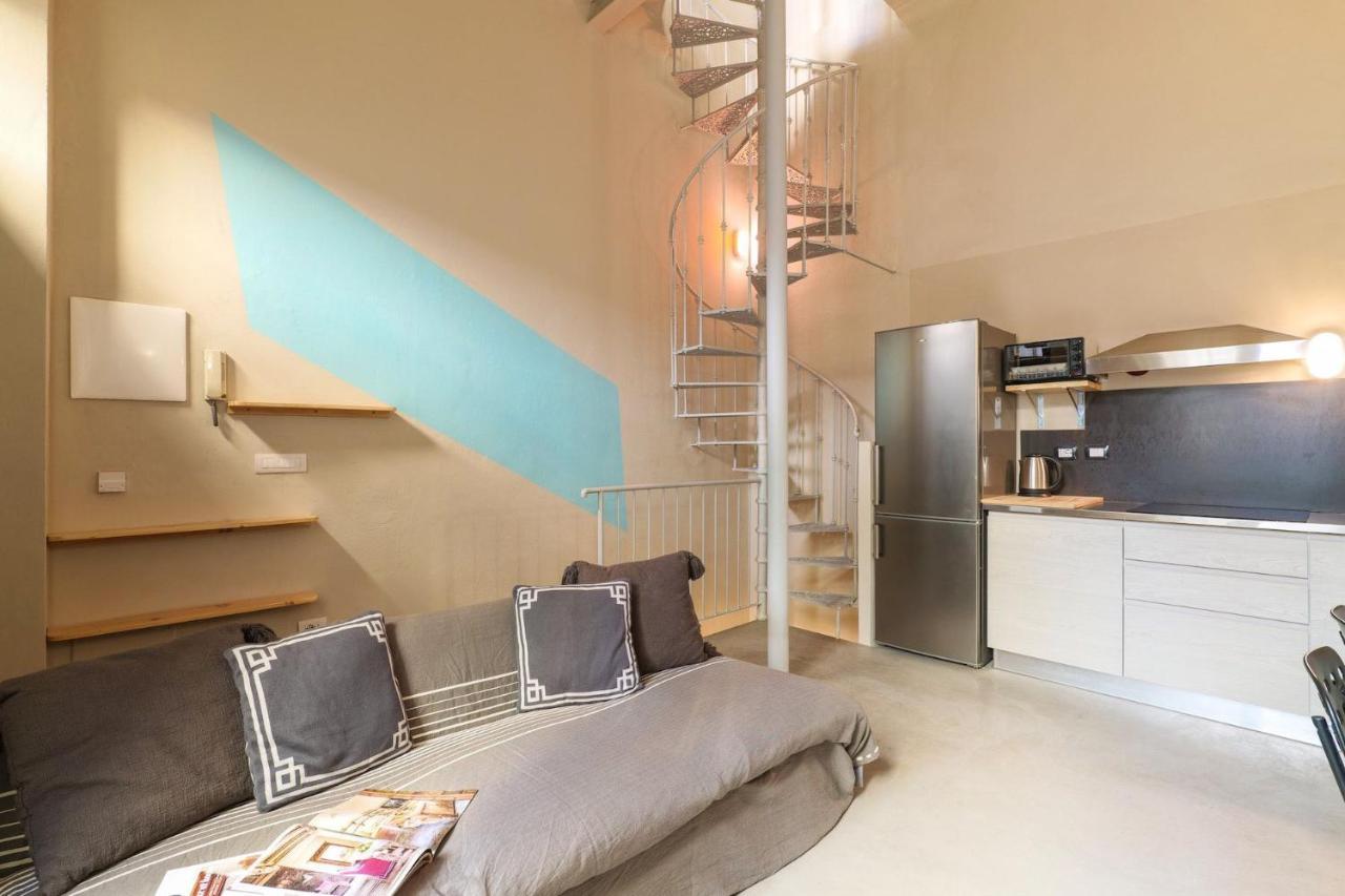 Contempora - Saffi 12