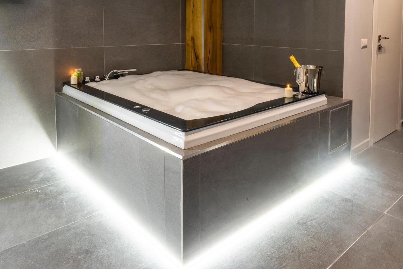 Capriccio - Luxury Loft Corso Sempione Jacuzzi Aparthotel-wifi Appartamento Milano