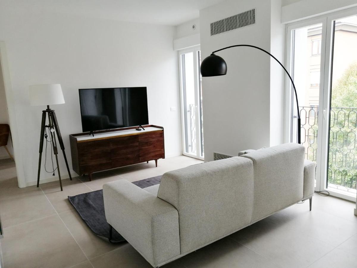 Aria Boutique Farneti * Milano