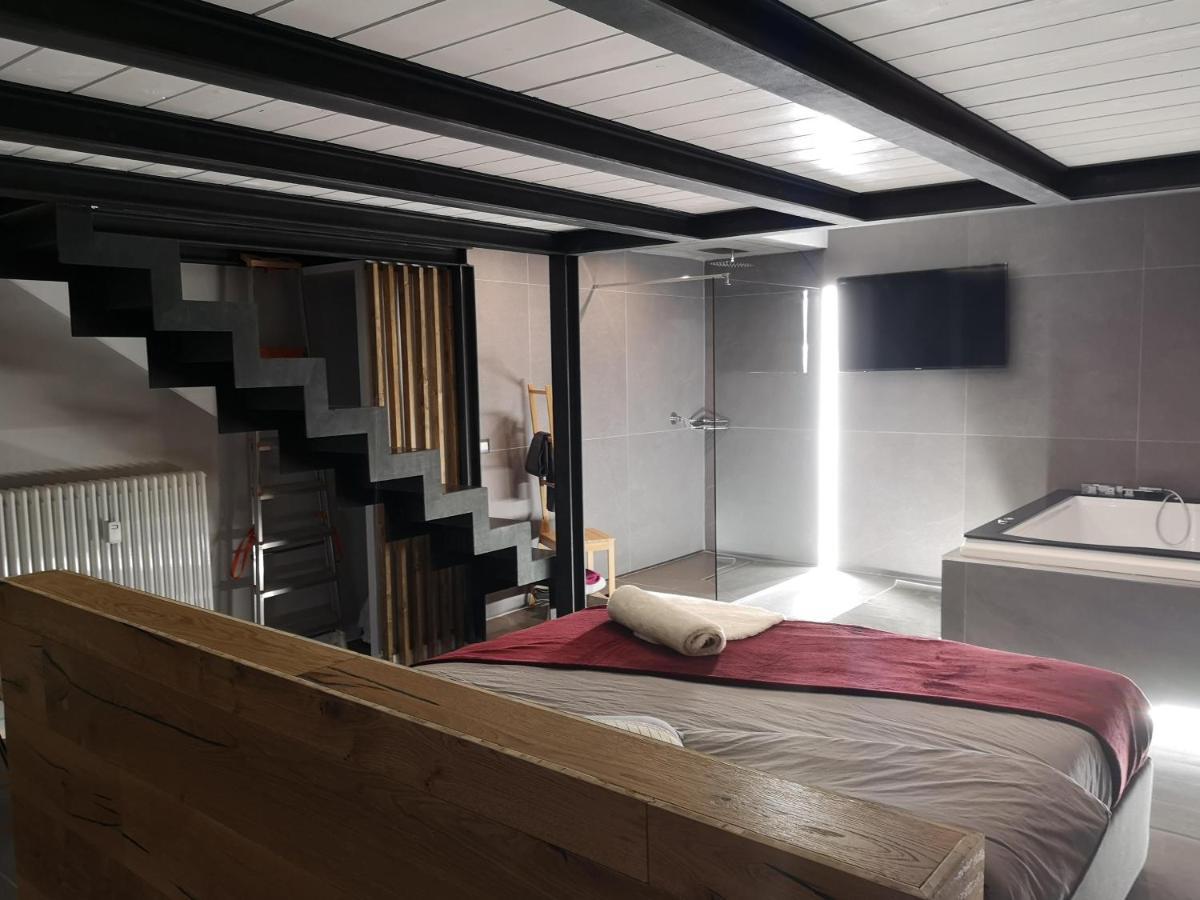 Capriccio - Luxury Loft Corso Sempione Jacuzzi Aparthotel-wifi Appartement
