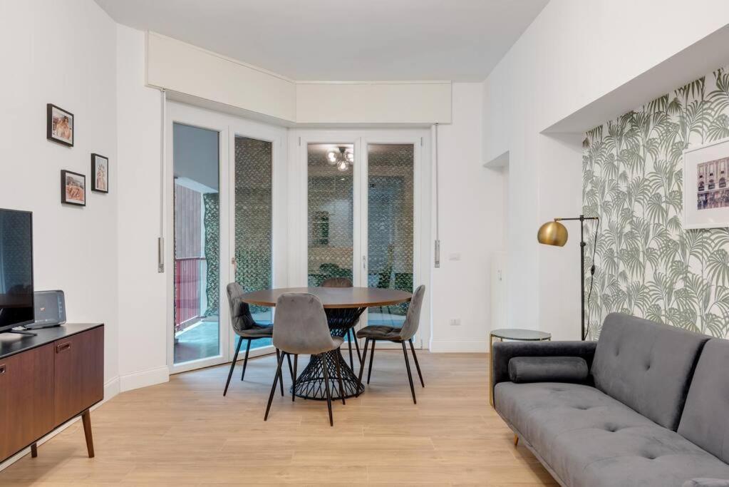 Appartement Easylife - Cozy & Comfy In Design District Milaan