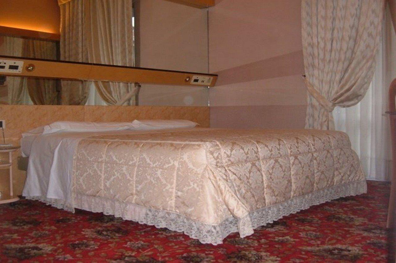 Roma 4* Milaan