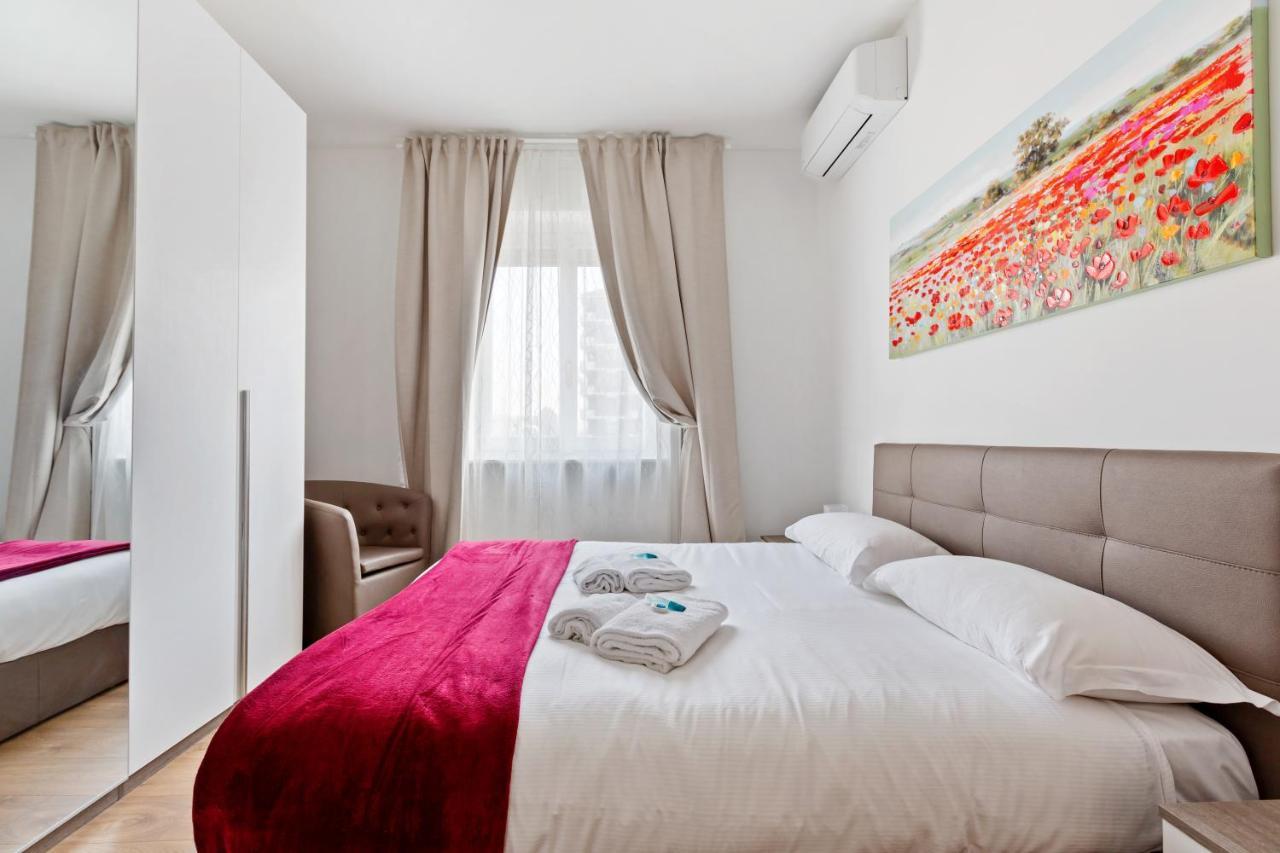 Lejlighed Red Subway Line Modern Flat *
