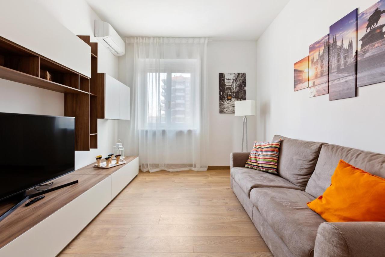 Lejlighed Red Subway Line Modern Flat Milano