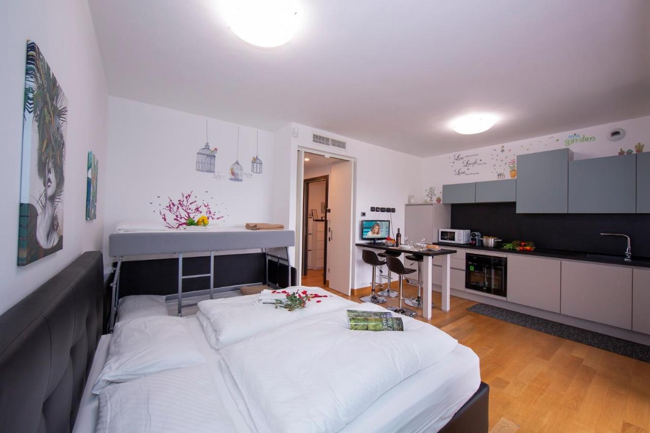 Temporaryflat Parco Vittoria Apartment